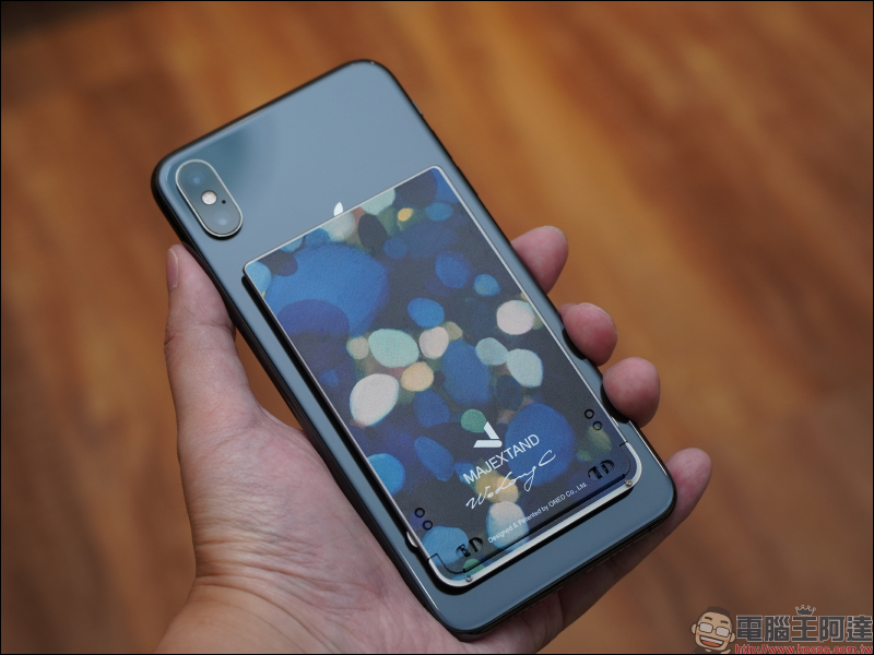 MAJEXTAND 秒捷架開箱動手玩:一秒調整最佳觀看視角,低頭族不再低頭!(同場加映:MAJEXTAND 筆電架) - 電腦王阿達 MAJEXTAND 秒捷架開箱動手玩:一秒調整最佳觀看視角,低頭族不再低頭!(同場加映:MAJEXTAND 筆電架) - 電腦王阿達