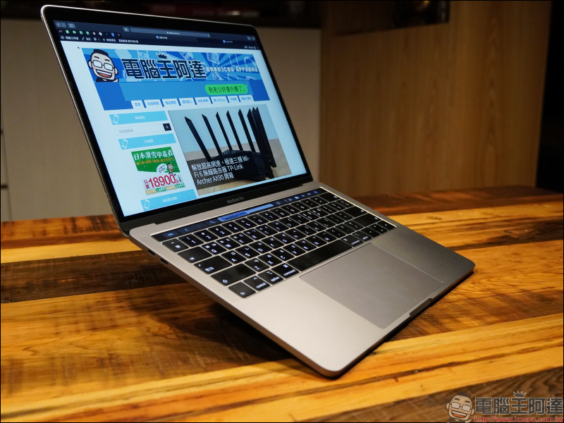 MAJEXTAND 秒捷架開箱動手玩:一秒調整最佳觀看視角,低頭族不再低頭!(同場加映:MAJEXTAND 筆電架) - 電腦王阿達 MAJEXTAND 秒捷架開箱動手玩:一秒調整最佳觀看視角,低頭族不再低頭!(同場加映:MAJEXTAND 筆電架) - 電腦王阿達