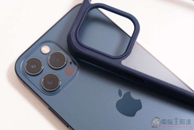 iPhone 12 抗菌、防摔都不妥協!ITSKINS 極限運動保護殼開箱體驗(評價 / 評測 / 動手玩) - 電腦王阿達 iPhone 12 抗菌、防摔都不妥協!ITSKINS 極限運動保護殼開箱體驗(評價 / 評測 / 動手玩) - 電腦王阿達