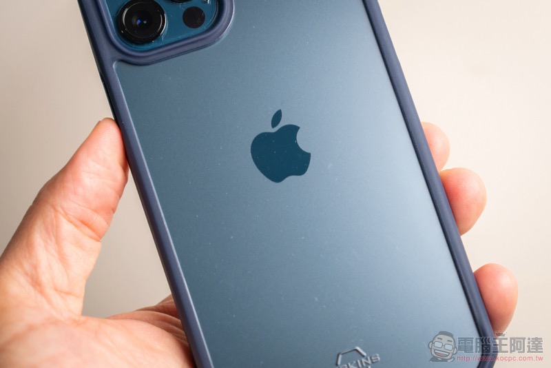 iPhone 12 抗菌、防摔都不妥協!ITSKINS 極限運動保護殼開箱體驗(評價 / 評測 / 動手玩) - 電腦王阿達 iPhone 12 抗菌、防摔都不妥協!ITSKINS 極限運動保護殼開箱體驗(評價 / 評測 / 動手玩) - 電腦王阿達