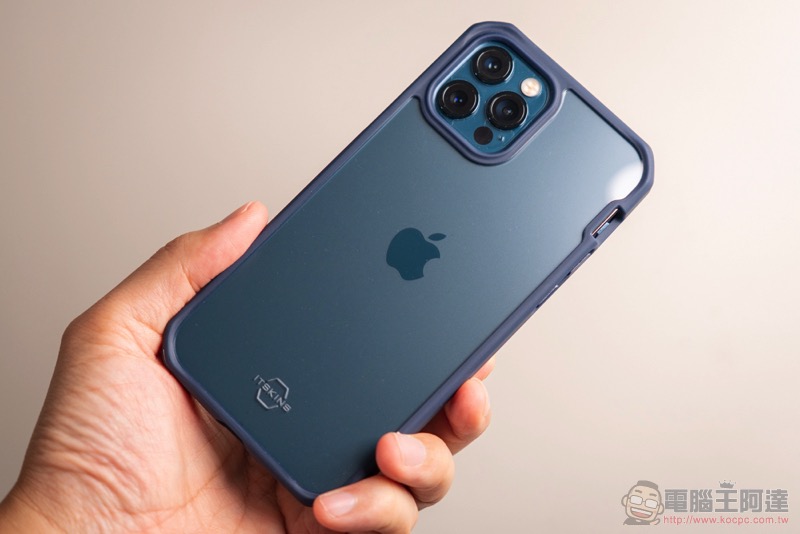 iPhone 12 抗菌、防摔都不妥協!ITSKINS 極限運動保護殼開箱體驗(評價 / 評測 / 動手玩) - 電腦王阿達 iPhone 12 抗菌、防摔都不妥協!ITSKINS 極限運動保護殼開箱體驗(評價 / 評測 / 動手玩) - 電腦王阿達