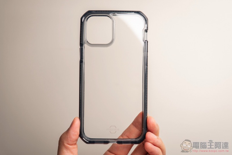 iPhone 12 抗菌、防摔都不妥協!ITSKINS 極限運動保護殼開箱體驗(評價 / 評測 / 動手玩) - 電腦王阿達 iPhone 12 抗菌、防摔都不妥協!ITSKINS 極限運動保護殼開箱體驗(評價 / 評測 / 動手玩) - 電腦王阿達