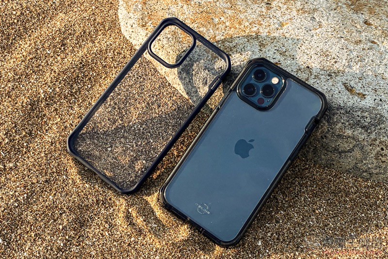 iPhone 12 抗菌、防摔都不妥協!ITSKINS 極限運動保護殼開箱體驗(評價 / 評測 / 動手玩) - 電腦王阿達 iPhone 12 抗菌、防摔都不妥協!ITSKINS 極限運動保護殼開箱體驗(評價 / 評測 / 動手玩) - 電腦王阿達