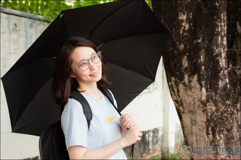 小米有品90分全自動反向折疊照明傘,不只是雨傘,還能幫你照明 - 電腦王阿達 小米有品90分全自動反向折疊照明傘,不只是雨傘,還能幫你照明 - 電腦王阿達