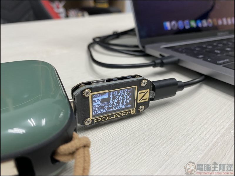 idmix CH08 首款 GaN 氮化鎵行動電源 開箱 - 19 idmix CH08 首款 GaN 氮化鎵行動電源 開箱 - 19