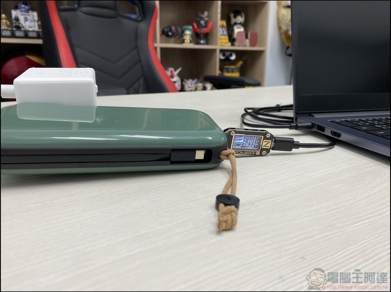 idmix CH08 首款 GaN 氮化鎵行動電源 開箱 - 22 idmix CH08 首款 GaN 氮化鎵行動電源 開箱 - 22