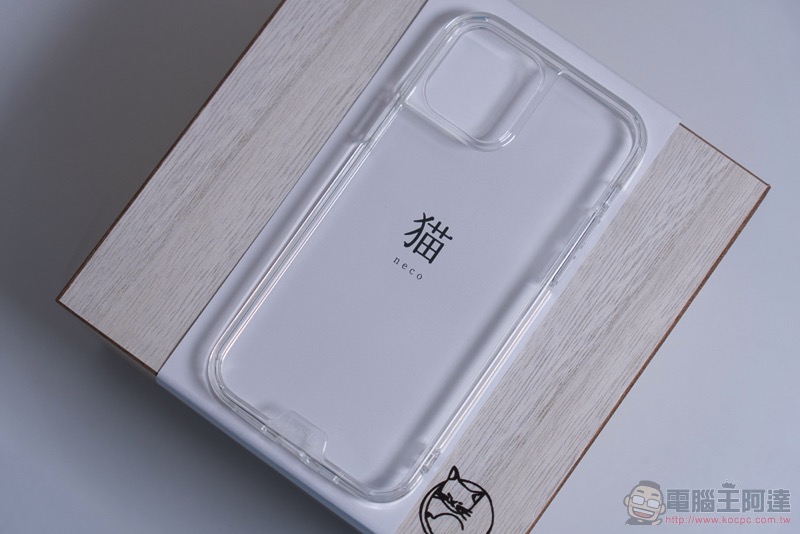 hoda iPhone 12 Pro 晶石防摔保護殼開箱體驗:晶透美型與柔嫩質感的極致之選 - 電腦王阿達 hoda iPhone 12 Pro 晶石防摔保護殼開箱體驗:晶透美型與柔嫩質感的極致之選 - 電腦王阿達