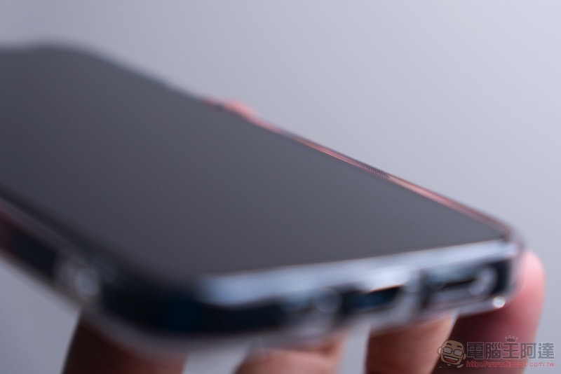 hoda iPhone 12 Pro 晶石防摔保護殼開箱體驗:晶透美型與柔嫩質感的極致之選 - 電腦王阿達 hoda iPhone 12 Pro 晶石防摔保護殼開箱體驗:晶透美型與柔嫩質感的極致之選 - 電腦王阿達