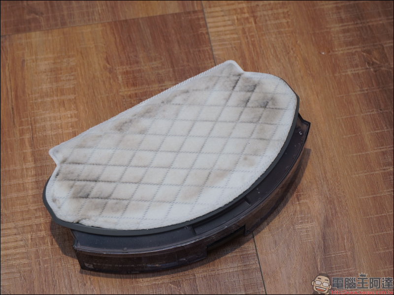 ECOVACS N8 掃拖機器人開箱動手玩:掃地、拖地、除菌三合一,你的第一台萬元內除菌掃拖機器人! - 電腦王阿達 ECOVACS N8 掃拖機器人開箱動手玩:掃地、拖地、除菌三合一,你的第一台萬元內除菌掃拖機器人! - 電腦王阿達