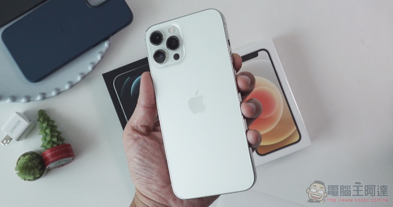 Apple 踢下 Samsung,登全球智慧型手機銷售龍頭 - 電腦王阿達 Apple 踢下 Samsung,登全球智慧型手機銷售龍頭 - 電腦王阿達