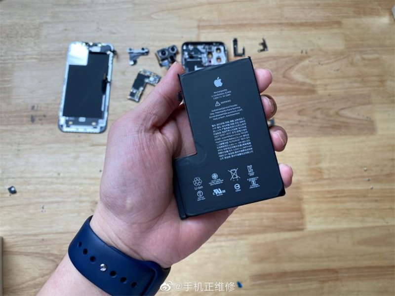 iPhone 12 Pro Max 拆解,為了 5G 而重新安排的零組件 - 電腦王阿達 iPhone 12 Pro Max 拆解,為了 5G 而重新安排的零組件 - 電腦王阿達