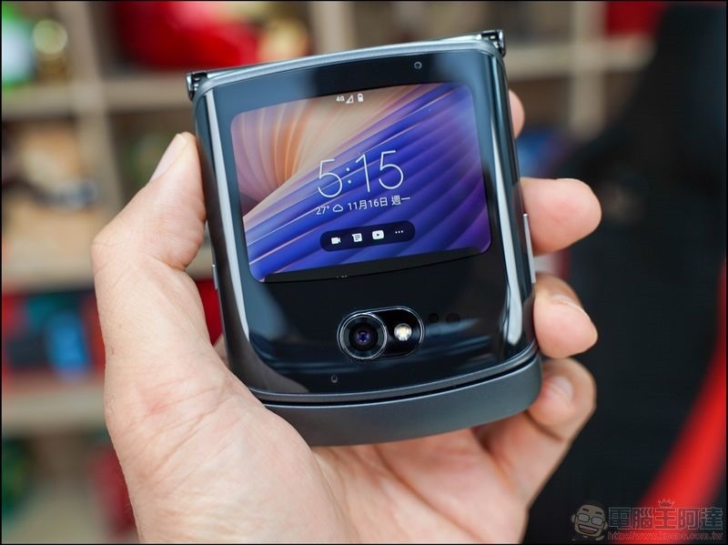 Motorola razr 5G 開箱評測 - 26 Motorola razr 5G 開箱評測 - 26