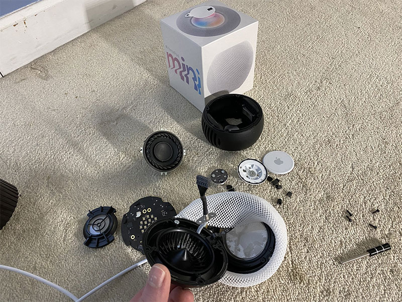 國外對 HomePod mini 進行拆解,請溫柔地對待它 - 電腦王阿達 國外對 HomePod mini 進行拆解,請溫柔地對待它 - 電腦王阿達
