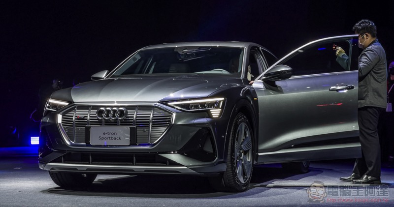 Audi e-tron 電動 SUV 正式在台開賣,更「黃金比例」的 55 quattro advanced 驚喜登場 - 電腦王阿達 Audi e-tron 電動 SUV 正式在台開賣,更「黃金比例」的 55 quattro advanced 驚喜登場 - 電腦王阿達