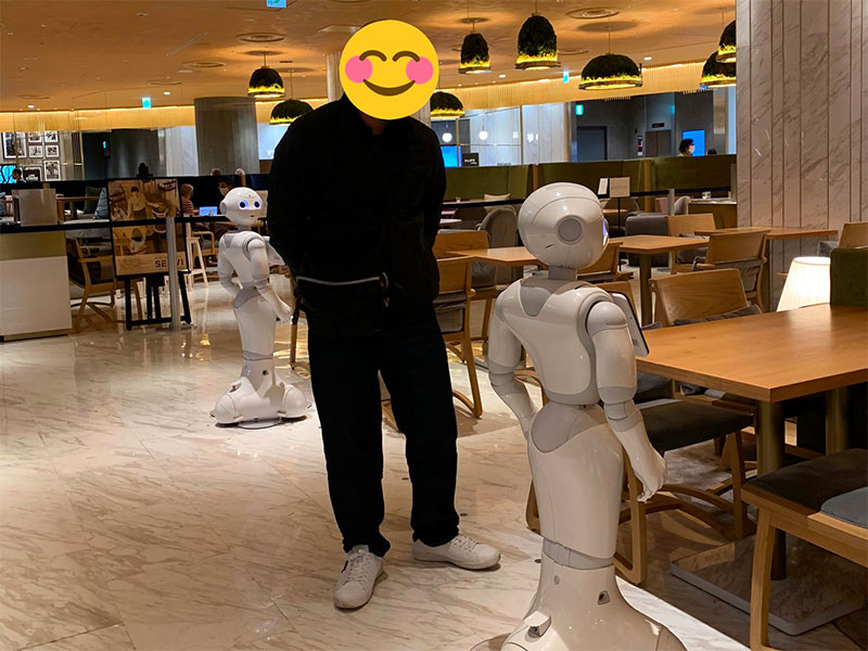 日本機器人服務餐廳 Pepper PARLOR，那讓你完全無法不在意的視線 - 電腦王阿達