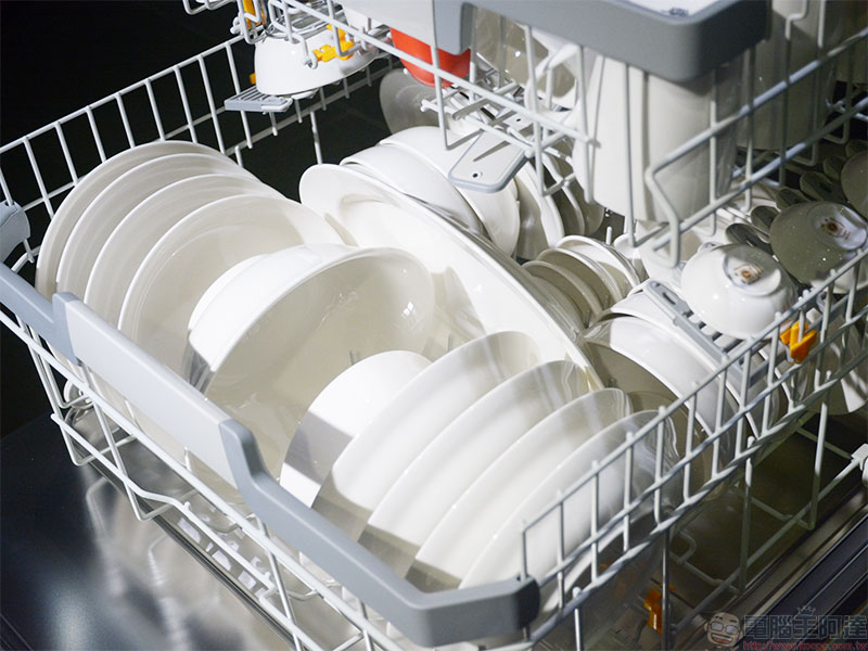 德國 Miele G7000 系列旗艦洗碗機登台,中式碗籃更貼近台灣家庭需求 - 電腦王阿達 德國 Miele G7000 系列旗艦洗碗機登台,中式碗籃更貼近台灣家庭需求 - 電腦王阿達
