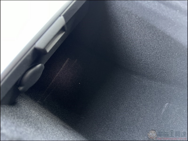 特斯拉 TESLA Model 3 2021 款開箱 - 17 特斯拉 TESLA Model 3 2021 款開箱 - 17