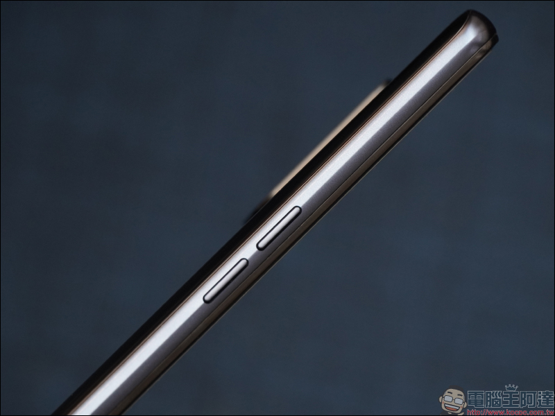 realme X7 Pro 開箱評測動手玩|天璣 1000+ 5G 旗艦處理器、5G+5G 雙卡雙待、120Hz AMOLED 螢幕、50W SuperDART 超級閃充、4500mAh 超大電量 - 電腦王阿達 realme X7 Pro 開箱評測動手玩|天璣 1000+ 5G 旗艦處理器、5G+5G 雙卡雙待、120Hz AMOLED 螢幕、50W SuperDART 超級閃充、4500mAh 超大電量 - 電腦王阿達