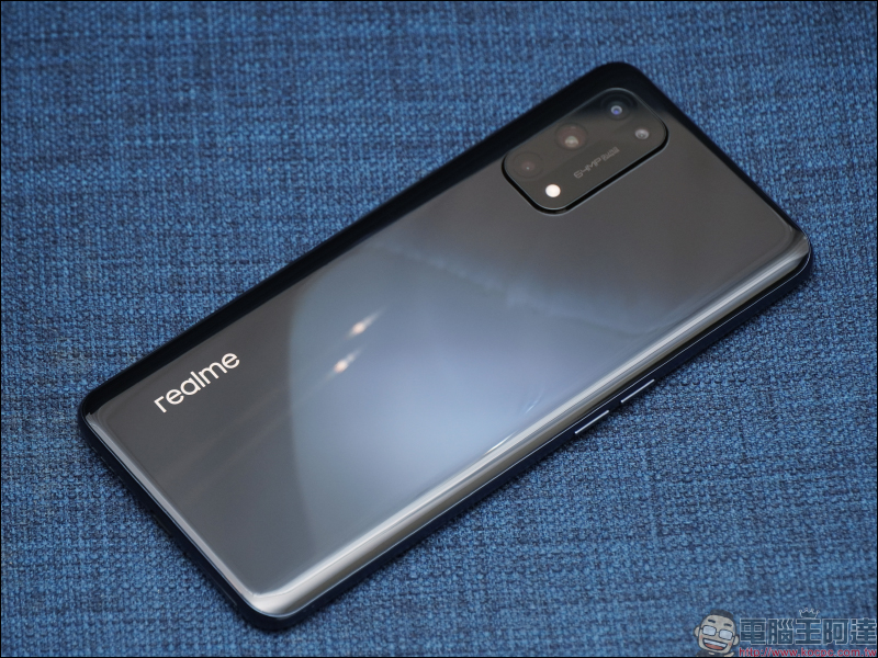 realme X7 Pro 開箱評測動手玩|天璣 1000+ 5G 旗艦處理器、5G+5G 雙卡雙待、120Hz AMOLED 螢幕、50W SuperDART 超級閃充、4500mAh 超大電量 - 電腦王阿達 realme X7 Pro 開箱評測動手玩|天璣 1000+ 5G 旗艦處理器、5G+5G 雙卡雙待、120Hz AMOLED 螢幕、50W SuperDART 超級閃充、4500mAh 超大電量 - 電腦王阿達