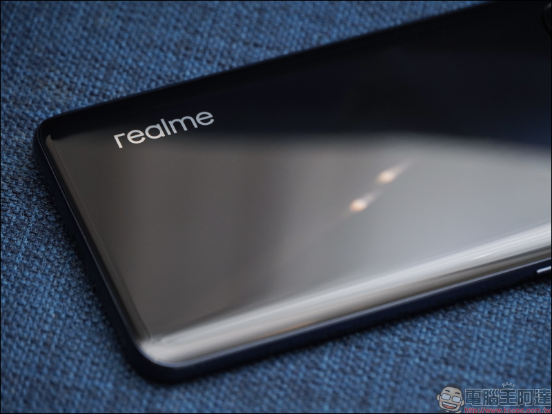 realme X7 Pro 開箱評測動手玩|天璣 1000+ 5G 旗艦處理器、5G+5G 雙卡雙待、120Hz AMOLED 螢幕、50W SuperDART 超級閃充、4500mAh 超大電量 - 電腦王阿達 realme X7 Pro 開箱評測動手玩|天璣 1000+ 5G 旗艦處理器、5G+5G 雙卡雙待、120Hz AMOLED 螢幕、50W SuperDART 超級閃充、4500mAh 超大電量 - 電腦王阿達