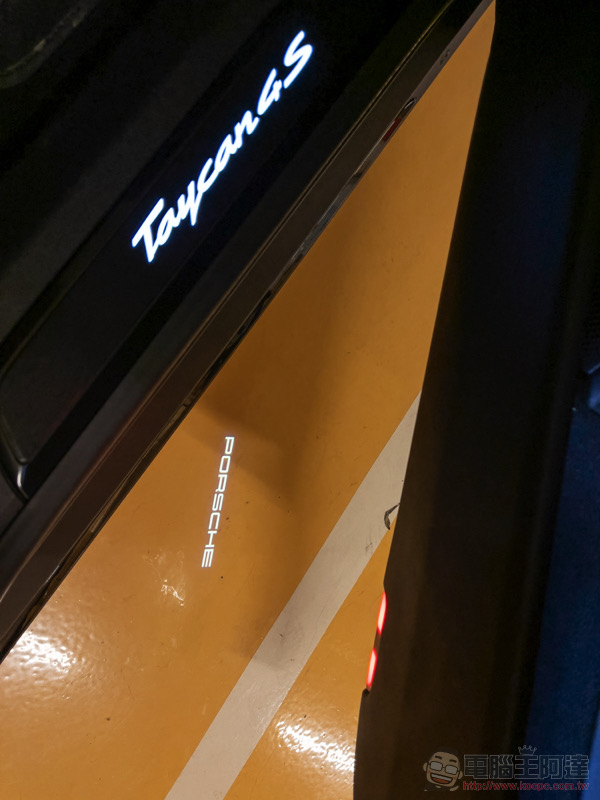 Porsche Taycan 4S 生活試駕體驗:它沒有瘋狂模式,你有 - 電腦王阿達 Porsche Taycan 4S 生活試駕體驗:它沒有瘋狂模式,你有 - 電腦王阿達