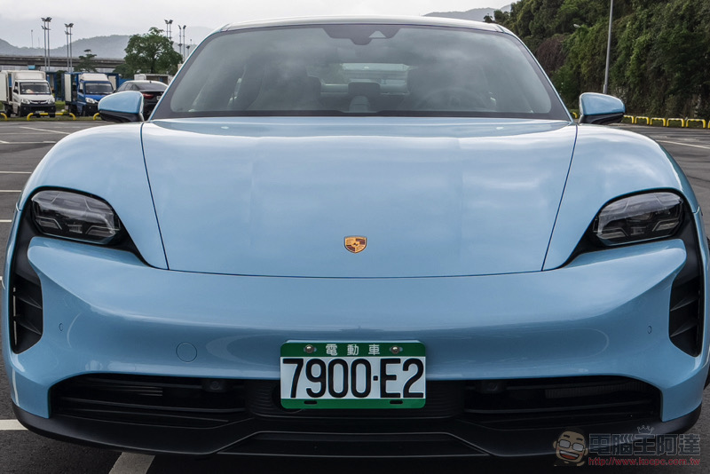Porsche Taycan 4S 生活試駕體驗:它沒有瘋狂模式,你有 - 電腦王阿達 Porsche Taycan 4S 生活試駕體驗:它沒有瘋狂模式,你有 - 電腦王阿達