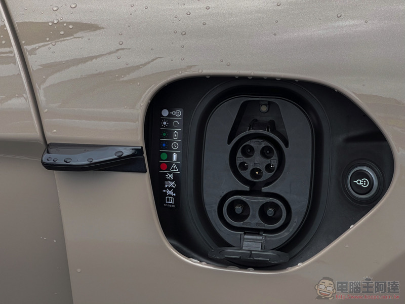 Porsche Taycan 4S 生活試駕體驗:它沒有瘋狂模式,你有 - 電腦王阿達 Porsche Taycan 4S 生活試駕體驗:它沒有瘋狂模式,你有 - 電腦王阿達