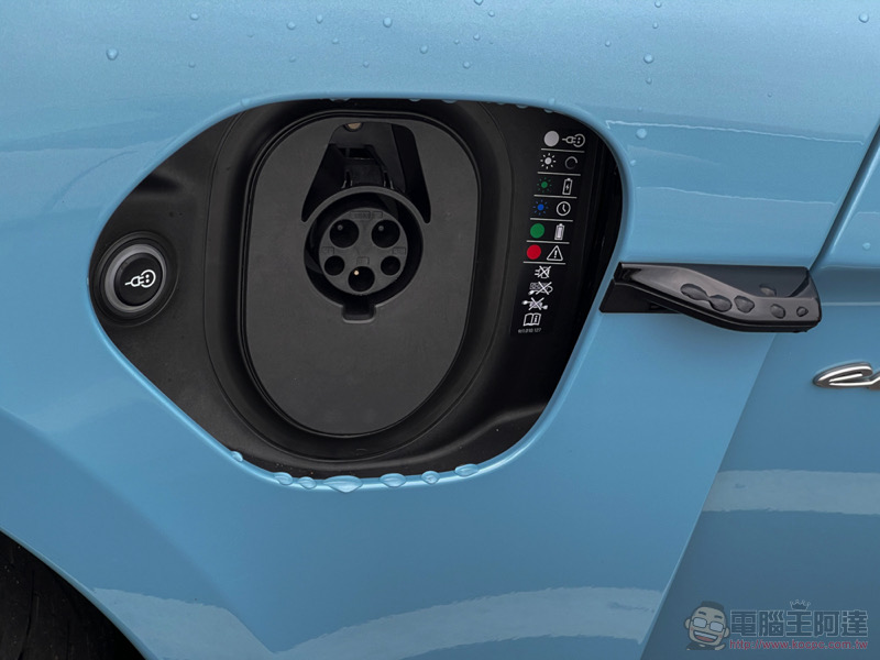 Porsche Taycan 4S 生活試駕體驗:它沒有瘋狂模式,你有 - 電腦王阿達 Porsche Taycan 4S 生活試駕體驗:它沒有瘋狂模式,你有 - 電腦王阿達