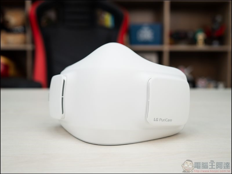 LG PuriCare 口罩型空氣清淨機 開箱 -04 LG PuriCare 口罩型空氣清淨機 開箱 -04