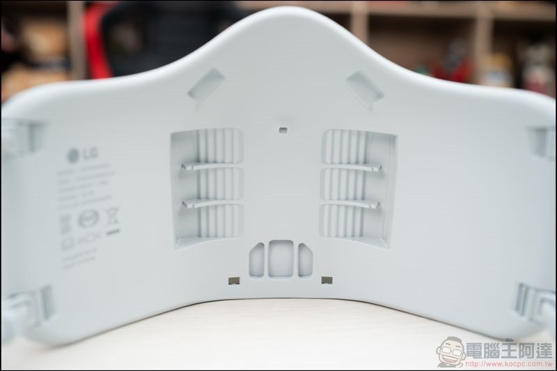 LG PuriCare 口罩型空氣清淨機 開箱 -05 LG PuriCare 口罩型空氣清淨機 開箱 -05