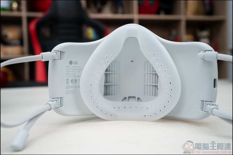 LG PuriCare 口罩型空氣清淨機 開箱 -06 LG PuriCare 口罩型空氣清淨機 開箱 -06