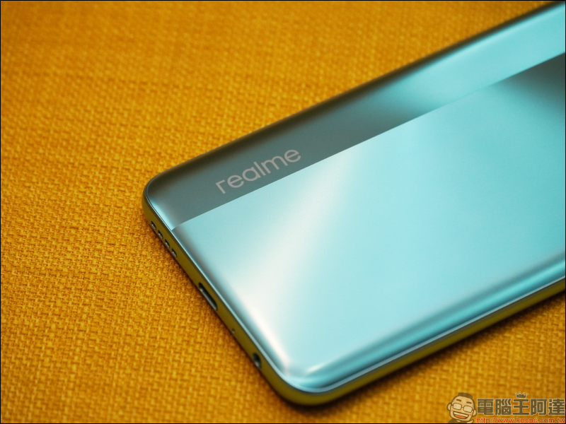realme 7 5G 開箱動手玩|天璣 800U 處理器、5G+5G 雙卡雙待、120Hz 更新率螢幕、5000mAh大電量與 30W Dart 閃充,萬元內 5G 超值選擇 - 電腦王阿達 realme 7 5G 開箱動手玩|天璣 800U 處理器、5G+5G 雙卡雙待、120Hz 更新率螢幕、5000mAh大電量與 30W Dart 閃充,萬元內 5G 超值選擇 - 電腦王阿達