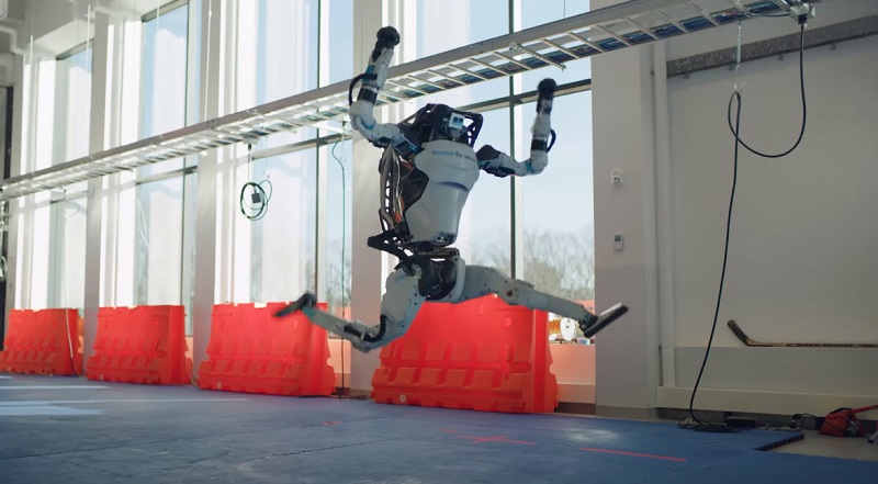 「 Boston Dynamics」機器人公開跳舞影片 靈活動作接近真人 - 電腦王阿達 「 Boston Dynamics」機器人公開跳舞影片 靈活動作接近真人 - 電腦王阿達