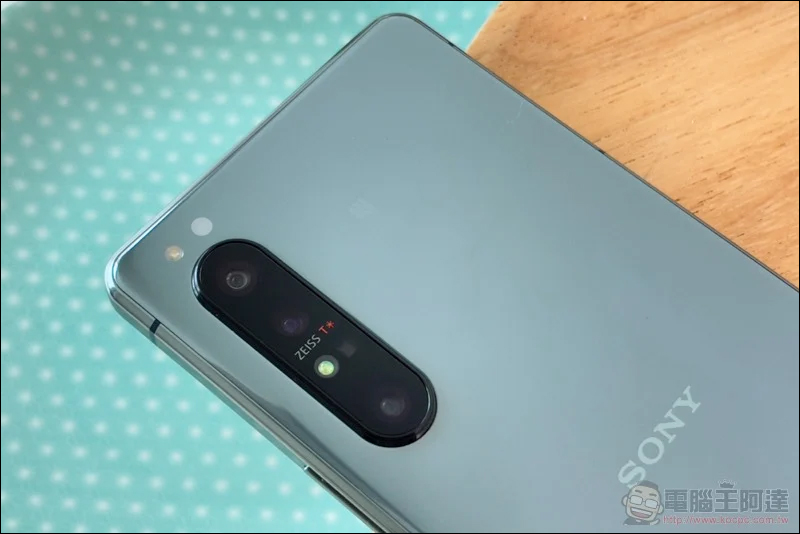 Sony Mobile 新旗艦 Xperia 1 III 爆料規格曝光:將搭載 S888 處理器、4K HDR 螢幕亮度提升 - 電腦王阿達 Sony Mobile 新旗艦 Xperia 1 III 爆料規格曝光:將搭載 S888 處理器、4K HDR 螢幕亮度提升 - 電腦王阿達
