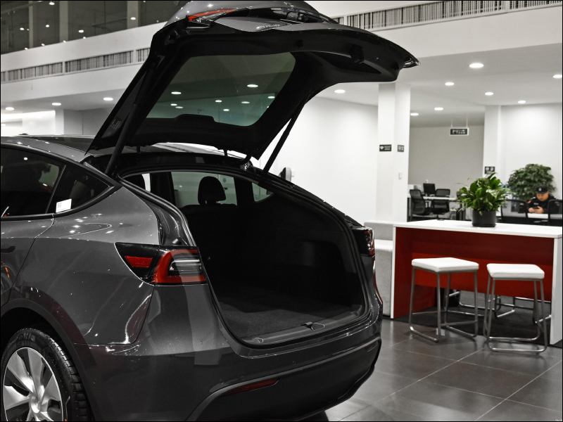 Tesla Model Y 價格以外還有驚喜? 中國版實拍看更多細節 - 電腦王阿達 Tesla Model Y 價格以外還有驚喜? 中國版實拍看更多細節 - 電腦王阿達