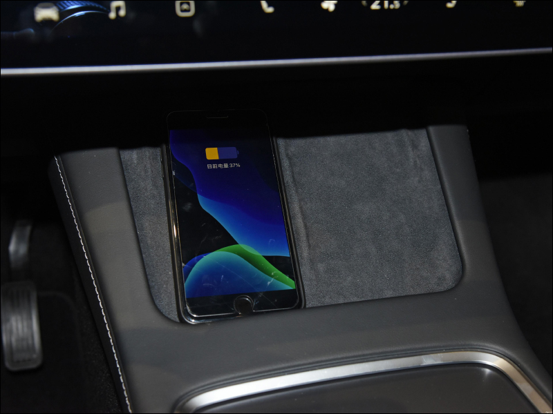 Tesla Model Y 價格以外還有驚喜? 中國版實拍看更多細節 - 電腦王阿達 Tesla Model Y 價格以外還有驚喜? 中國版實拍看更多細節 - 電腦王阿達