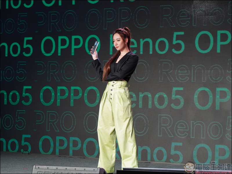 OPPO Reno5 、Reno5 Pro 正式在台發表:全新升級 AI 錄影、獨家 Reno Glow 2.0 星鑽工藝打造精緻外觀 - 電腦王阿達 OPPO Reno5 、Reno5 Pro 正式在台發表:全新升級 AI 錄影、獨家 Reno Glow 2.0 星鑽工藝打造精緻外觀 - 電腦王阿達