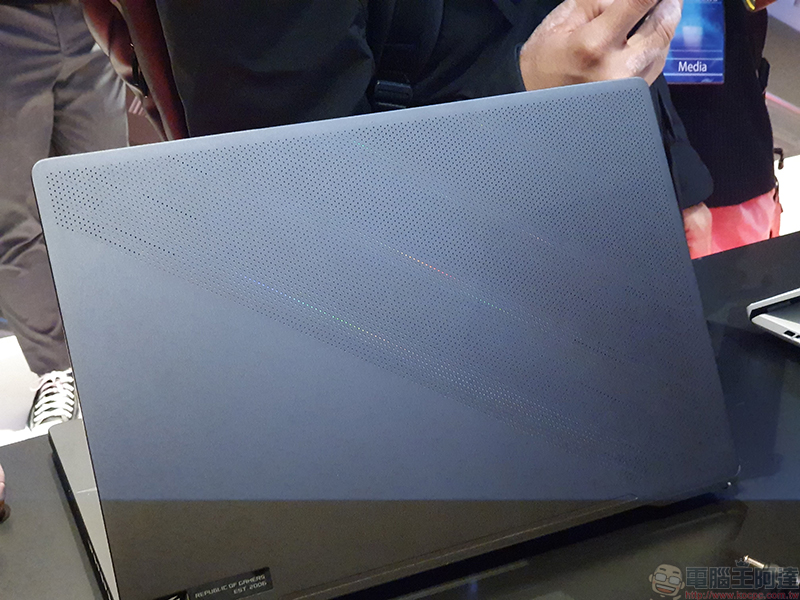 ROG 遊戲筆電 Zephyrus、Strix、Flow 與 TUF 全陣容更新,輕薄、強效一次擁有 - 電腦王阿達 ROG 遊戲筆電 Zephyrus、Strix、Flow 與 TUF 全陣容更新,輕薄、強效一次擁有 - 電腦王阿達