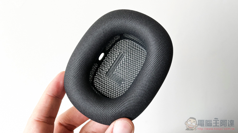 不只潮更厲害!AirPods Max 開箱使用體驗(同場加映:全色系動眼看!) - 電腦王阿達 不只潮更厲害!AirPods Max 開箱使用體驗(同場加映:全色系動眼看!) - 電腦王阿達