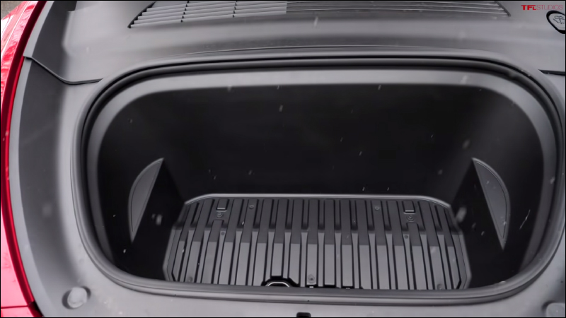 外國 YouTube 頻道評價福特純電野馬 Mustang Mach-E vs. 特斯拉 Model Y ,兩者有哪些差異? - 電腦王阿達 外國 YouTube 頻道評價福特純電野馬 Mustang Mach-E vs. 特斯拉 Model Y ,兩者有哪些差異? - 電腦王阿達