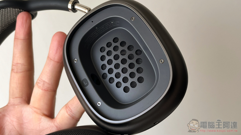 不只潮更厲害!AirPods Max 開箱使用體驗(同場加映:全色系動眼看!) - 電腦王阿達 不只潮更厲害!AirPods Max 開箱使用體驗(同場加映:全色系動眼看!) - 電腦王阿達
