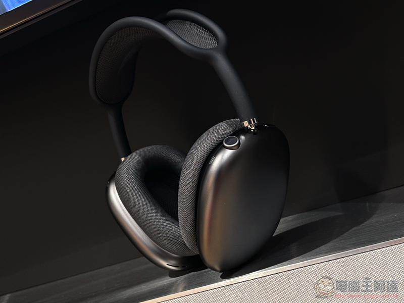 不只潮更厲害!AirPods Max 開箱使用體驗(同場加映:全色系動眼看!) - 電腦王阿達 不只潮更厲害!AirPods Max 開箱使用體驗(同場加映:全色系動眼看!) - 電腦王阿達