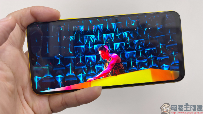 POCO M3 開箱、評測|6000mAh 大電量超乎想像,極致性價比王者重返台灣市場 - 電腦王阿達 POCO M3 開箱、評測|6000mAh 大電量超乎想像,極致性價比王者重返台灣市場 - 電腦王阿達