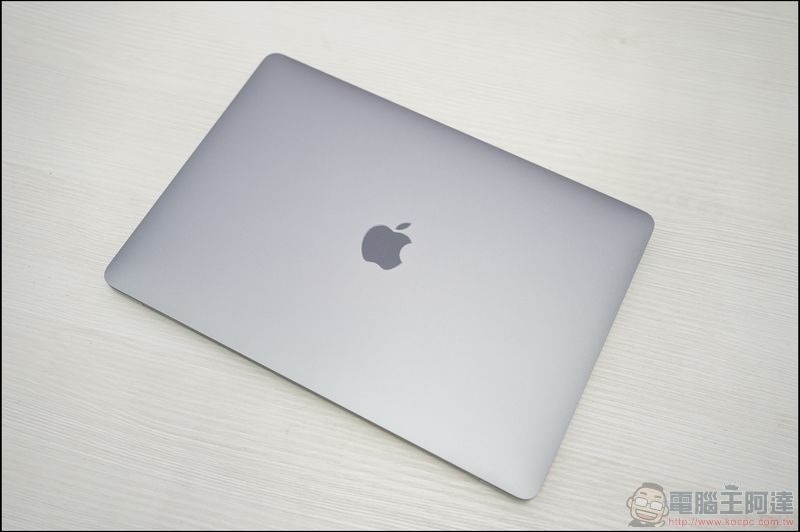 MacBook Pro 13 吋 M1 版開箱 - 04 MacBook Pro 13 吋 M1 版開箱 - 04