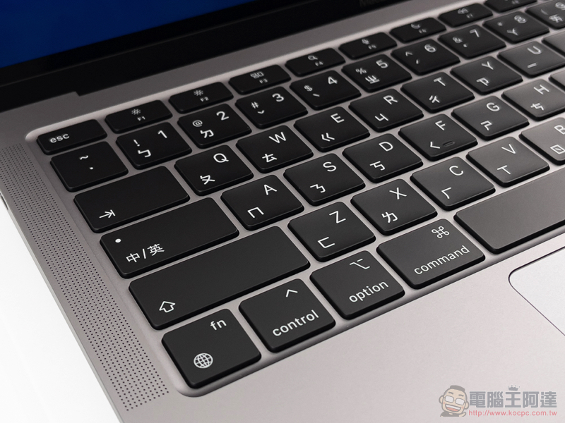 M1 MacBook Air 開箱體驗：最驚喜的不變 - 電腦王阿達