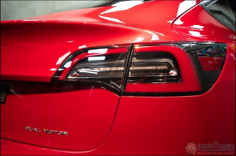TESLA 特斯拉包膜 - 17 TESLA 特斯拉包膜 - 17