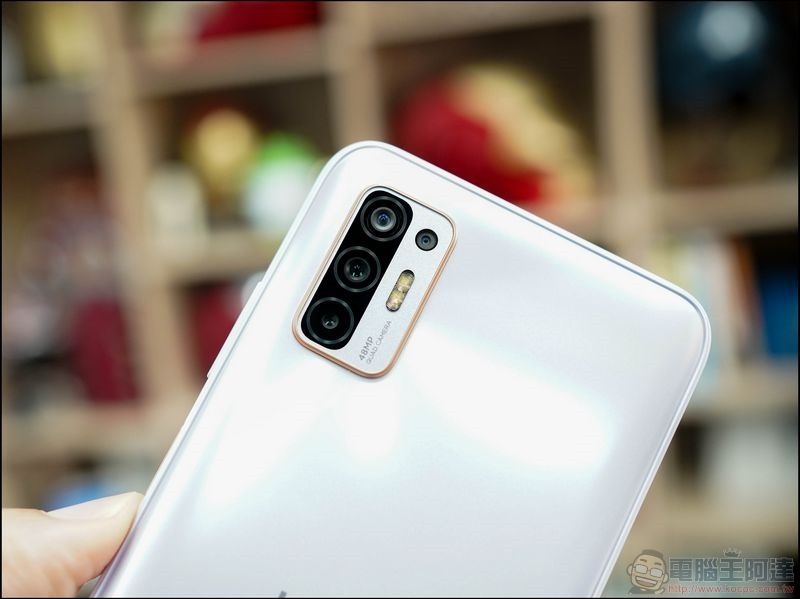 HTC Desire 21 Pro 5G 開箱 - 09 HTC Desire 21 Pro 5G 開箱 - 09