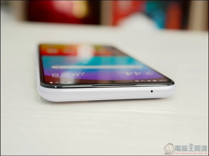HTC Desire 21 Pro 5G 開箱 - 13 HTC Desire 21 Pro 5G 開箱 - 13