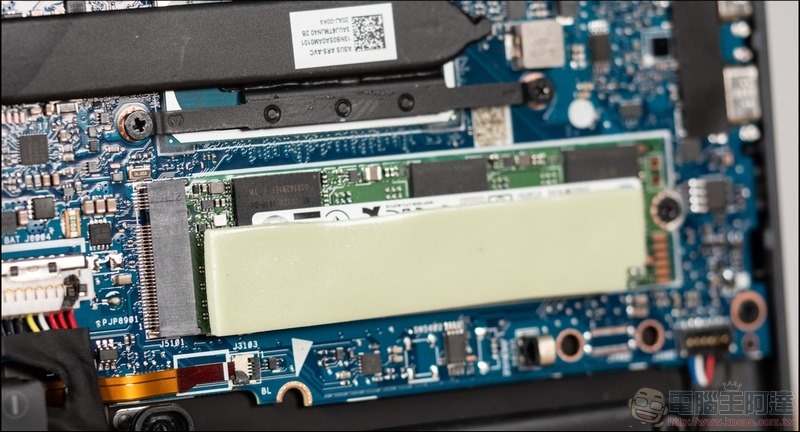 ASUS ZenBook 14 Ultralight 開箱 (UX435EGL) - 20 ASUS ZenBook 14 Ultralight 開箱 (UX435EGL) - 20