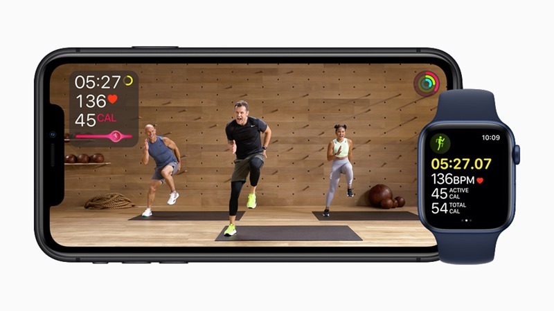 Apple_fitness-plus-iphone11-apple-watch-series-6_09152020_big.jpg.large Apple_fitness-plus-iphone11-apple-watch-series-6_09152020_big.jpg.large